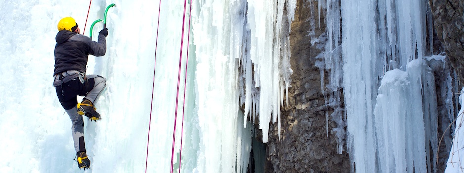 Activité escalade sur glace dans les Alpes