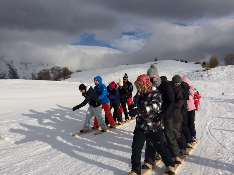 Les avantages d&#8217;une journée de ski de fond pour renforcer l&#8217;esprit d&#8217;équipe pendant un séminaire à la montagne